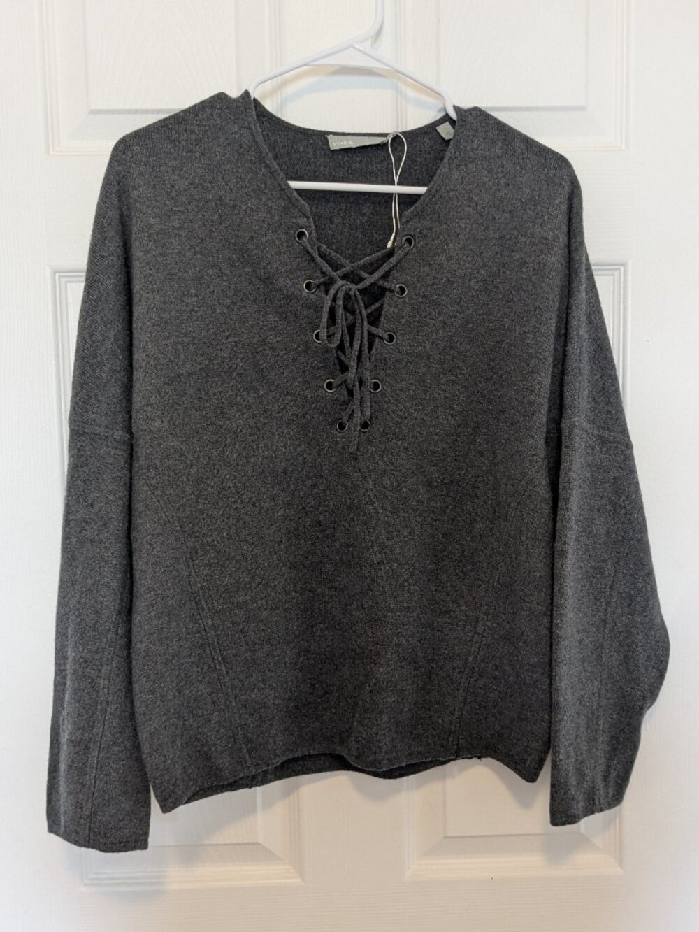 Vince Merino Cashmere Sweater Womens Small S Charcoal Gray Quiet Luxury Knit